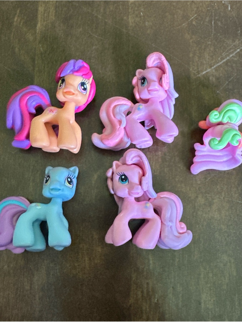 My Little Pony Mini Figures Lot (4) Bundle Pink Orange Blue Set Play Horse